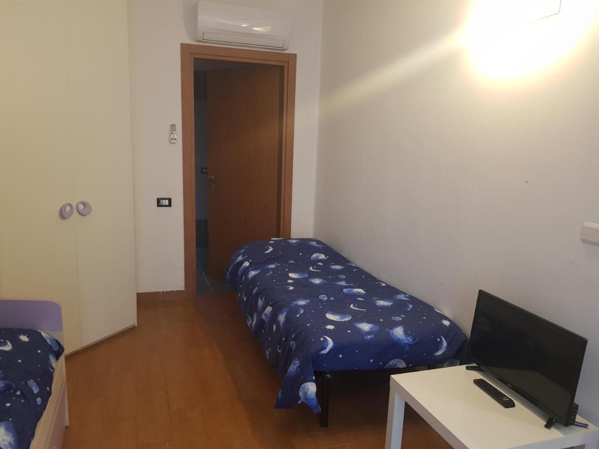 La Quercia Fiorita Hotel Trivolzio Bagian luar foto