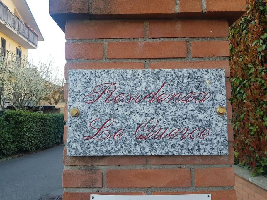 La Quercia Fiorita Hotel Trivolzio Bagian luar foto