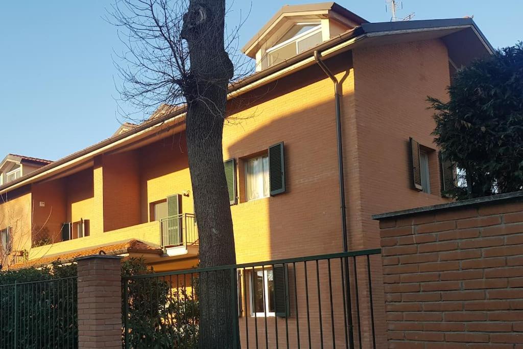 La Quercia Fiorita Hotel Trivolzio Bagian luar foto