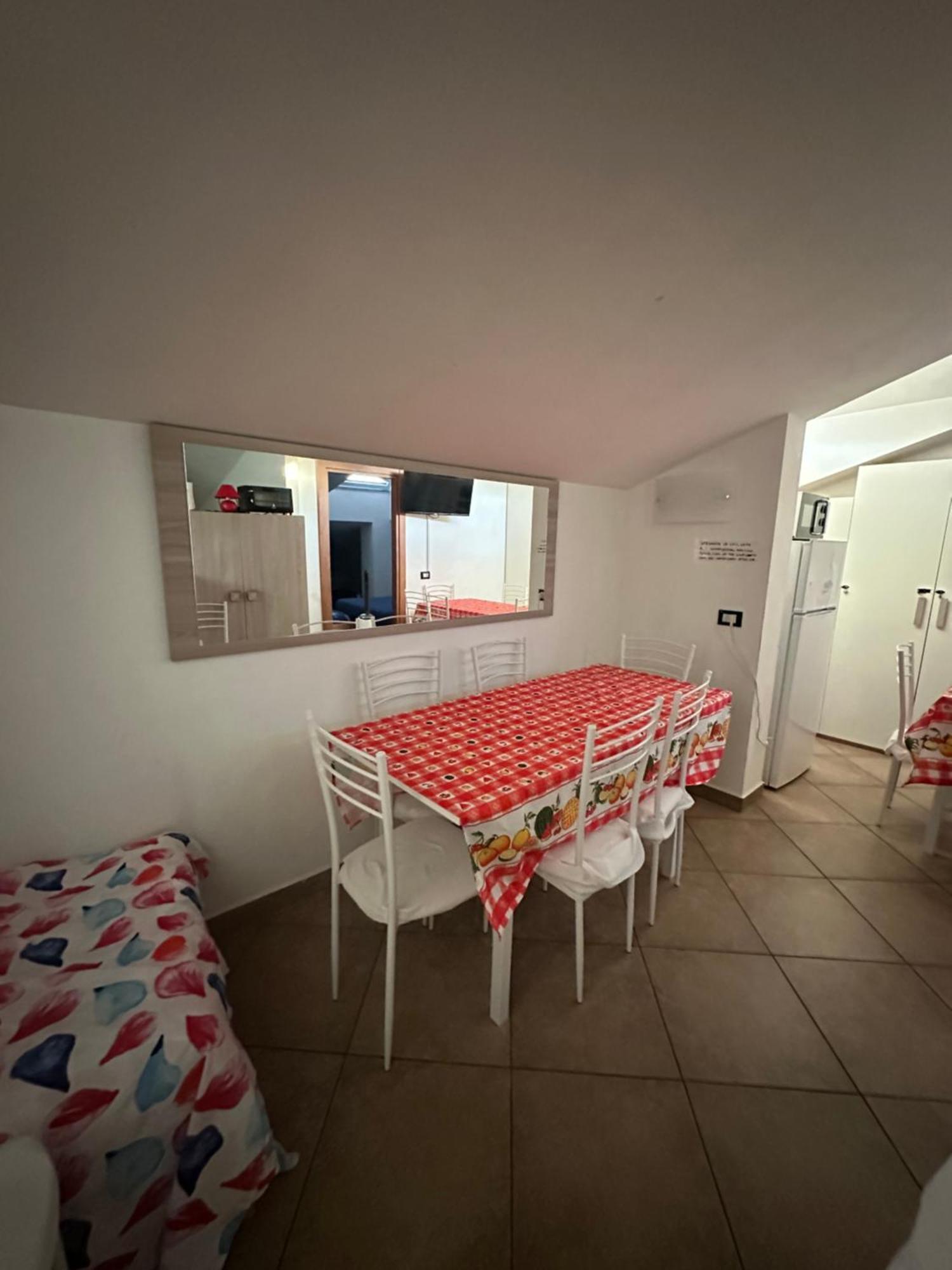 La Quercia Fiorita Hotel Trivolzio Bagian luar foto